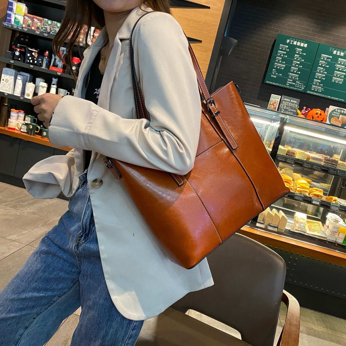 Big Bag Genuine Leather Capacity Cowhide Messenger Bag Female Hand-held Tote